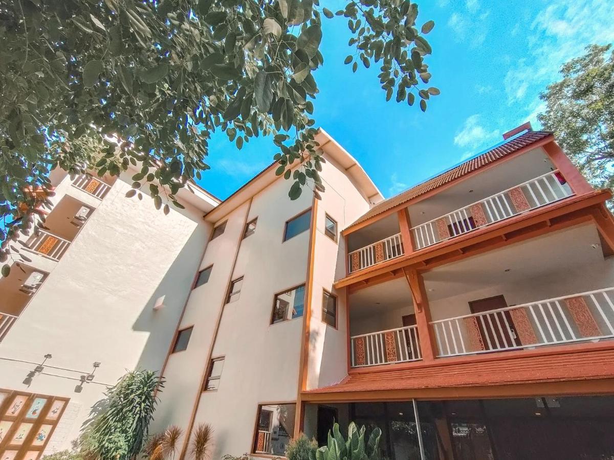 Sabaidee Chiangmai Hotel SHA Chiang Mai Bagian luar foto